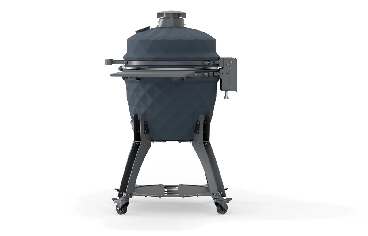 Bull 24" Blackhorn kamado grill