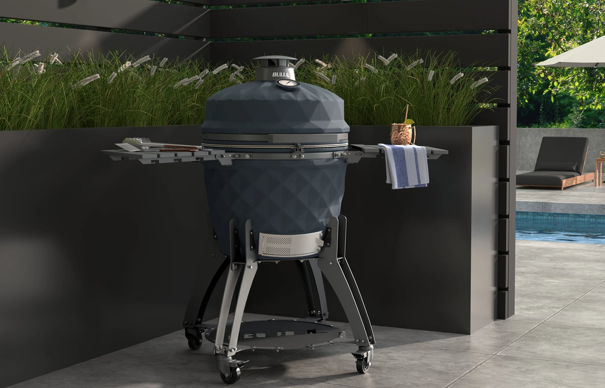 Bull 24" Blackhorn kamado grill