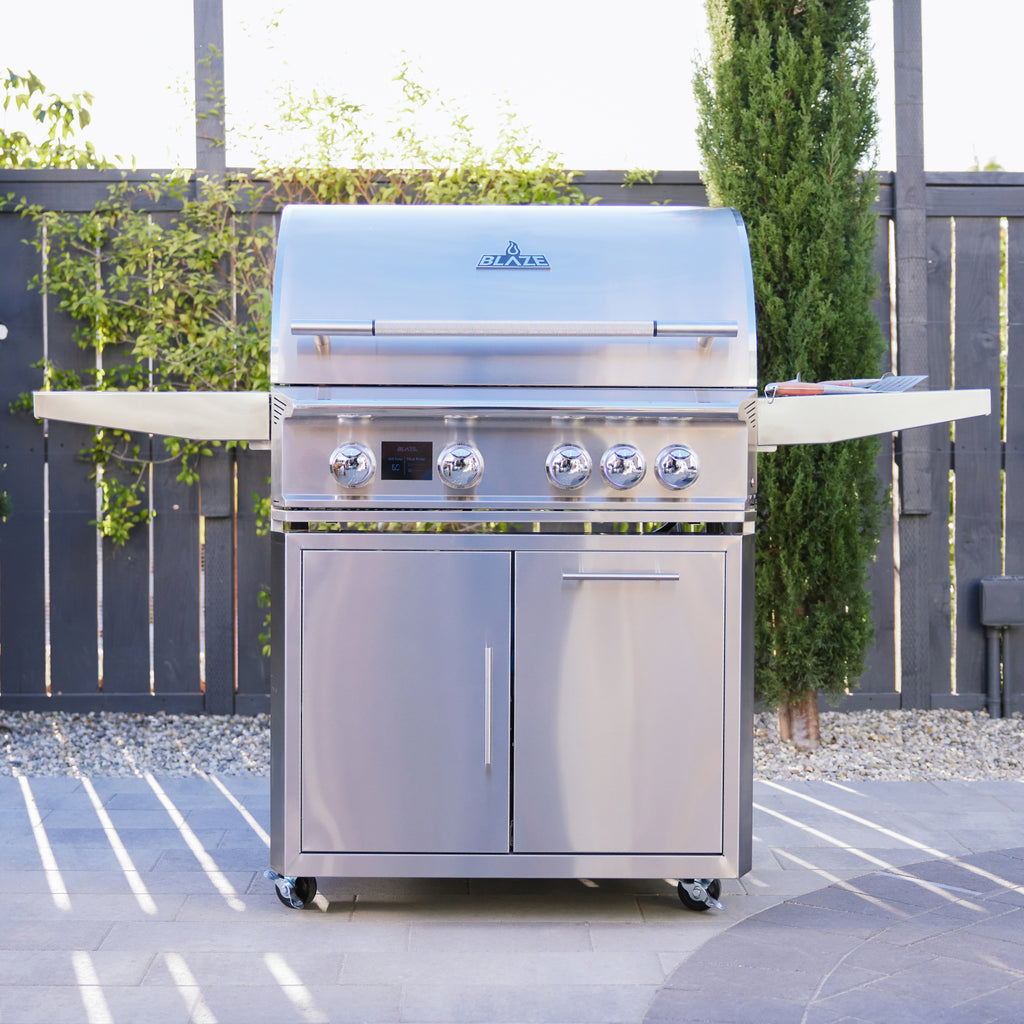Blaze LTE Pro 32" 4-Burner Built-In Gas Grill w/ Rear Burner & Rotisserie – view 2
