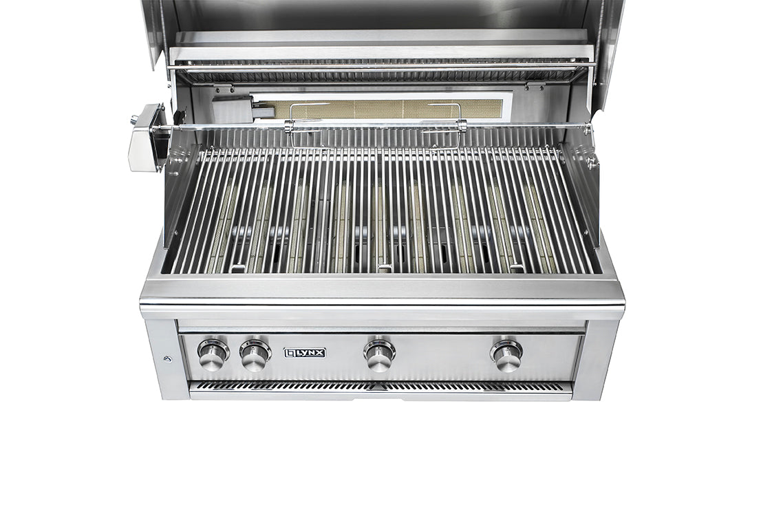 LYNX PROFESSIONAL 36" BUILT-IN GRILL - TRIDENT BURNERS, FLAMETRAK AND ROTISSERIE