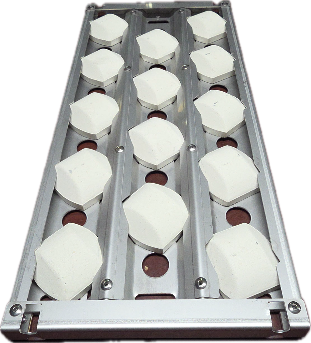 Coyote Ceramic Briquette Set – 30"
